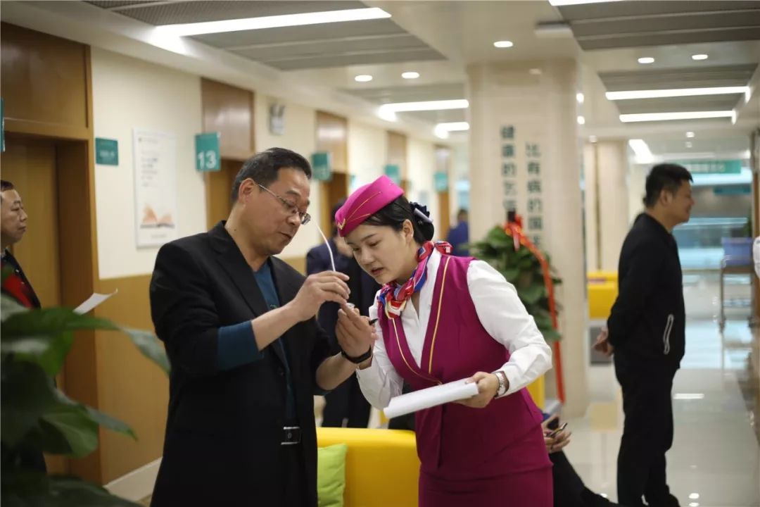 马鞍山24小时套医保卡(北京医保卡使用指南)